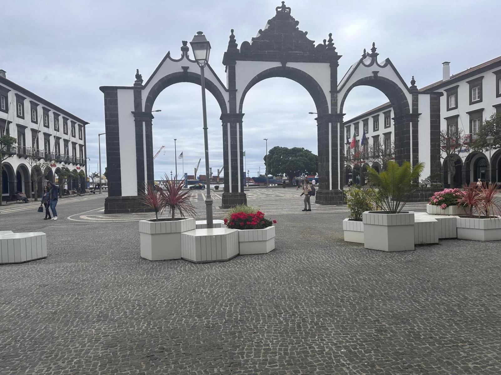 Azor International Apartment I Ponta Delgada  Exterior photo